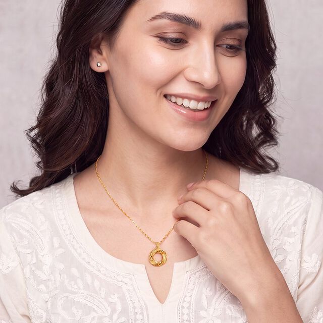 Tanishq 22KT Gold Pendant