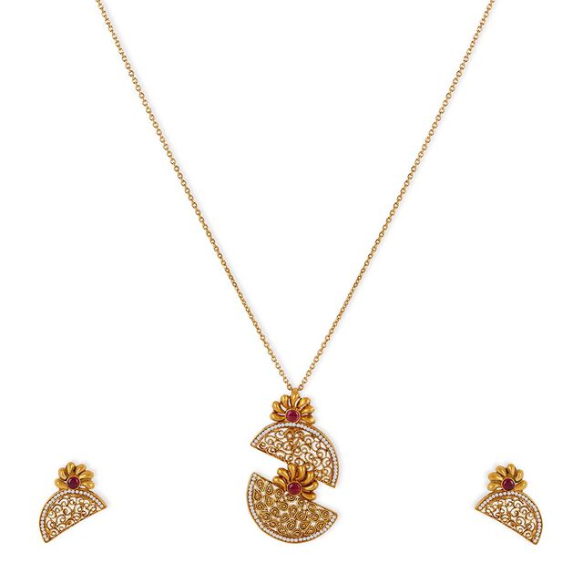 Tanishq 22KT Gold Pendant with Chain and Earrings Set 2