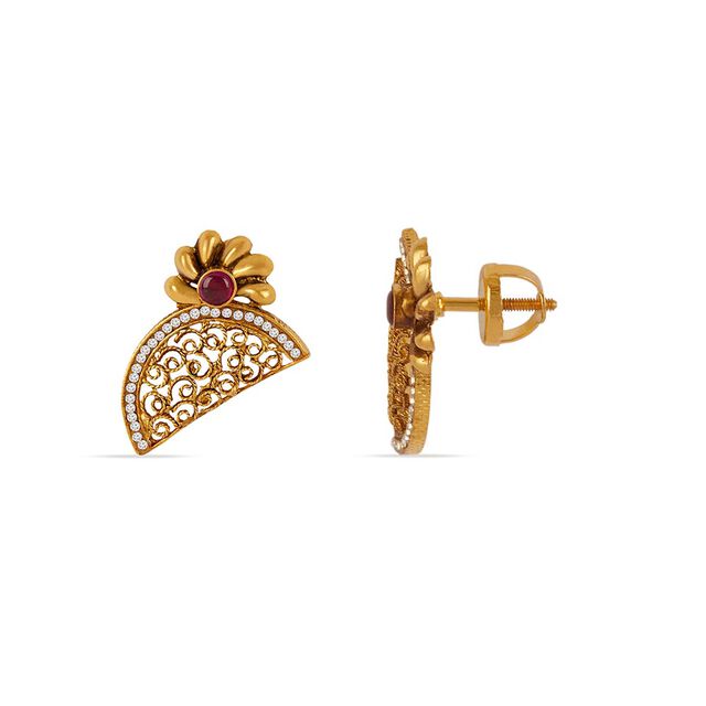 Tanishq 22KT Gold Pendant with Chain and Earrings Set 5