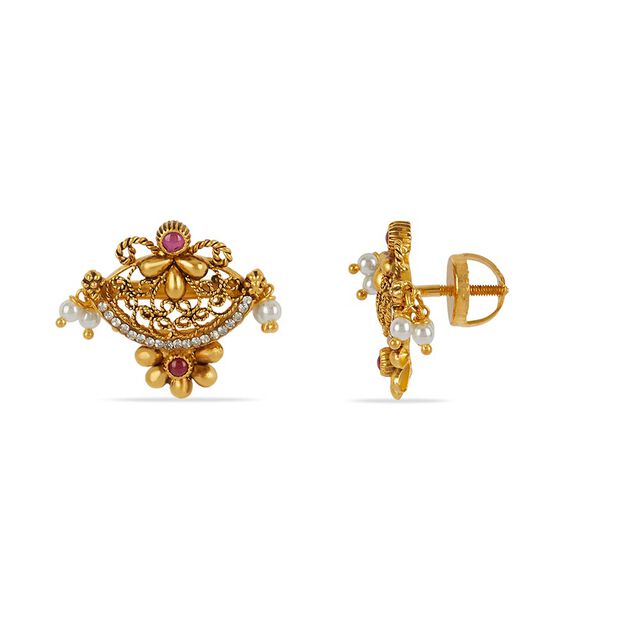 Tanishq 22KT Gold Pendant with Chain and Earrings Set 5