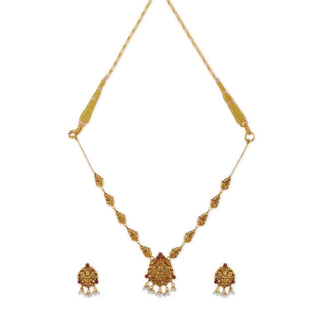 Tanishq 22KT Gold Necklace Set 2