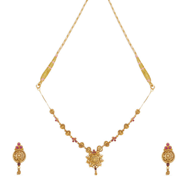 Tanishq 22KT Gold Necklace Set 2
