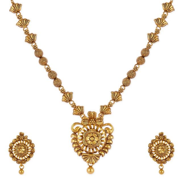 Tanishq 22KT Gold Necklace Set 2