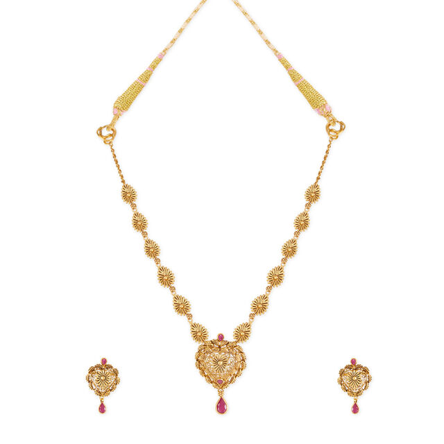 Tanishq 22KT Gold Necklace Set 2