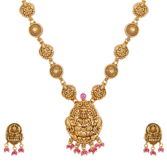 Tanishq 22KT Gold Necklace Set 