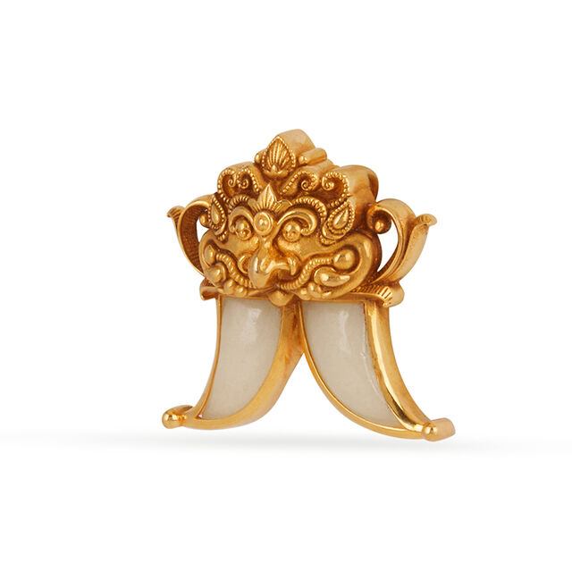 Tanishq 22KT Yaali Roar Men's Pendant 2
