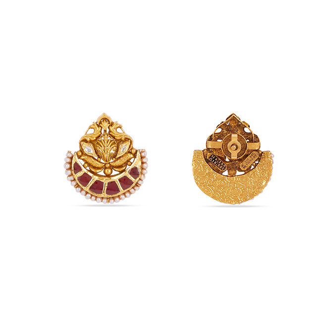 Tanishq 22 KT Theyyam Radiance Studs for Women 4