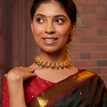 Gleaming Palakka Necklace Set