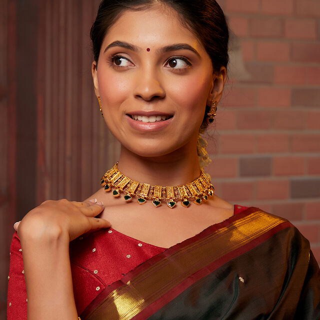 Gleaming Palakka Necklace Set 