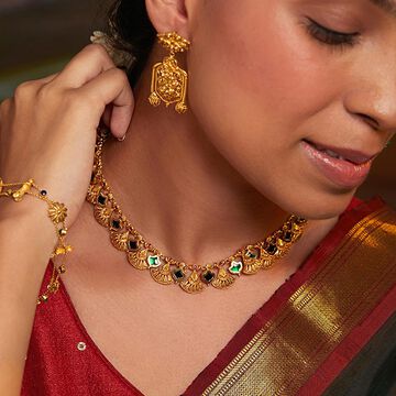 Traditional Palakka Mala Gold Necklace