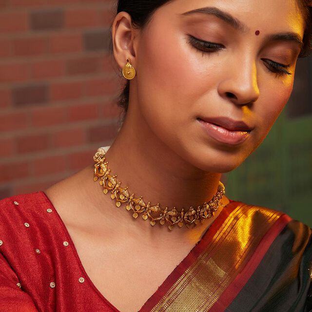 Enchanted Bloom Peepal Leaf Necklace 