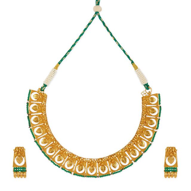 Tanishq 22KT Gold Necklace Set 2