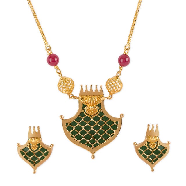 Tanishq 22KT Gold Necklace Set 