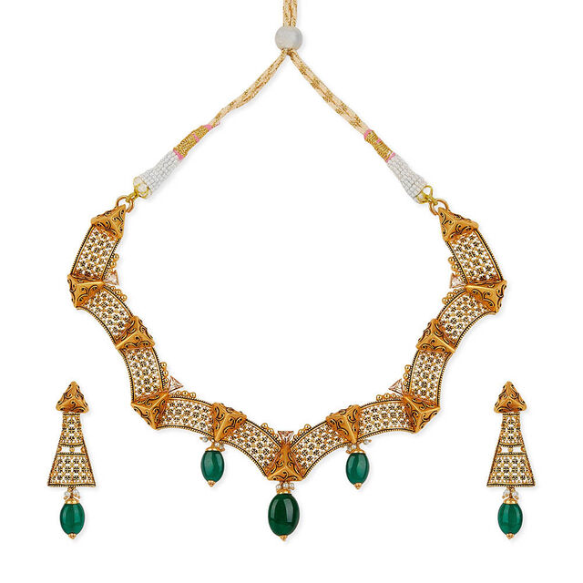 Tanishq 22KT Gold Necklace Set for Women 