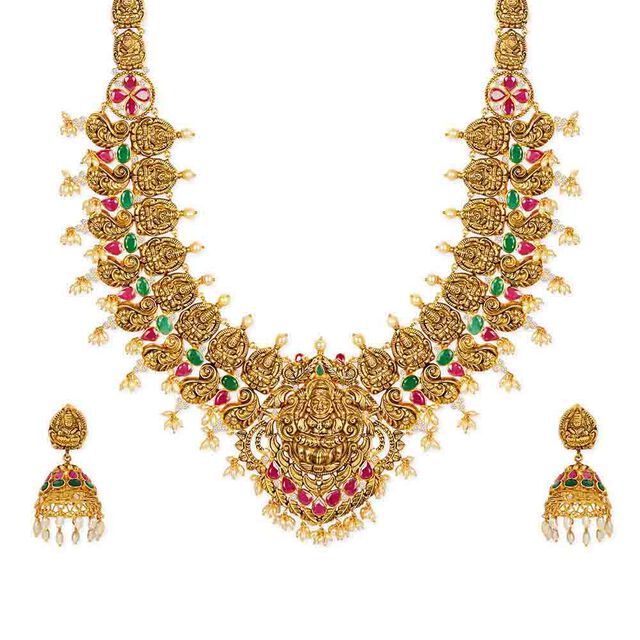 Tanishq 22KT Gold Necklace Set for Women 3