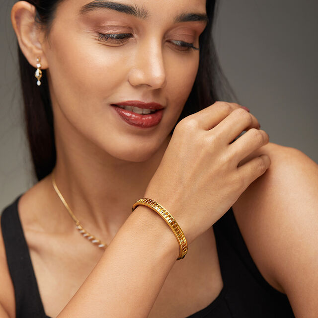Tanishq 22KT Gold Bangle for Women 2
