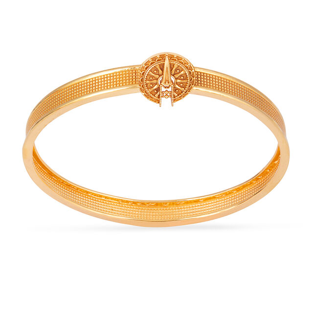Tanishq 22KT Kalaripayattu Warrior Kada for Men 2