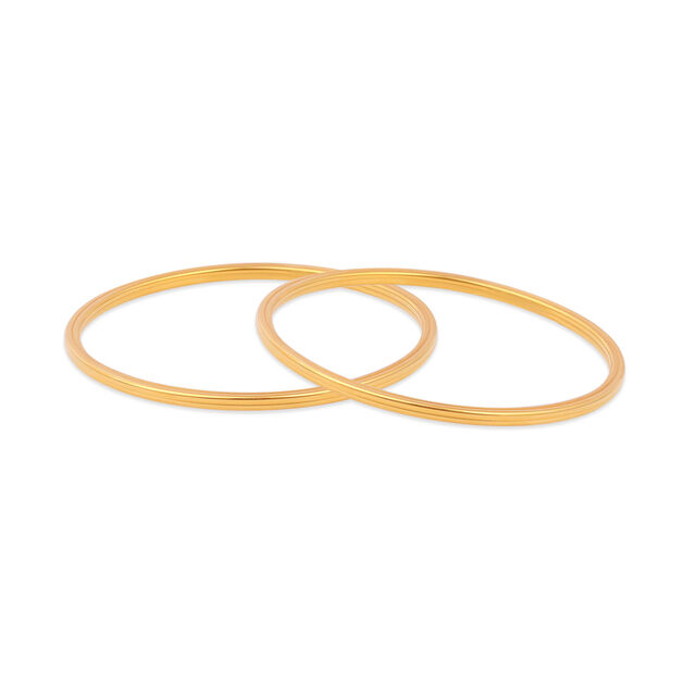 Sleek Gold Minimalist Bangle