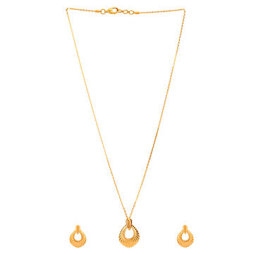 Tanishq 22KT Gold Pendant with Chain and Earrings Set for Women