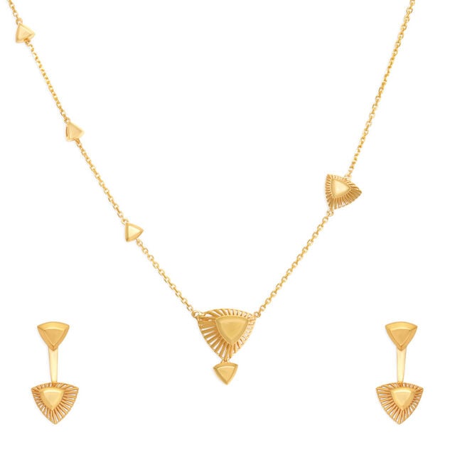 Tanishq 22KT Gold Necklace Set 