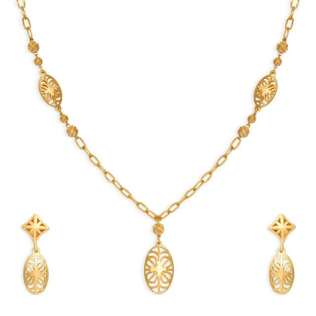 Tanishq 22KT Gold Necklace Set 