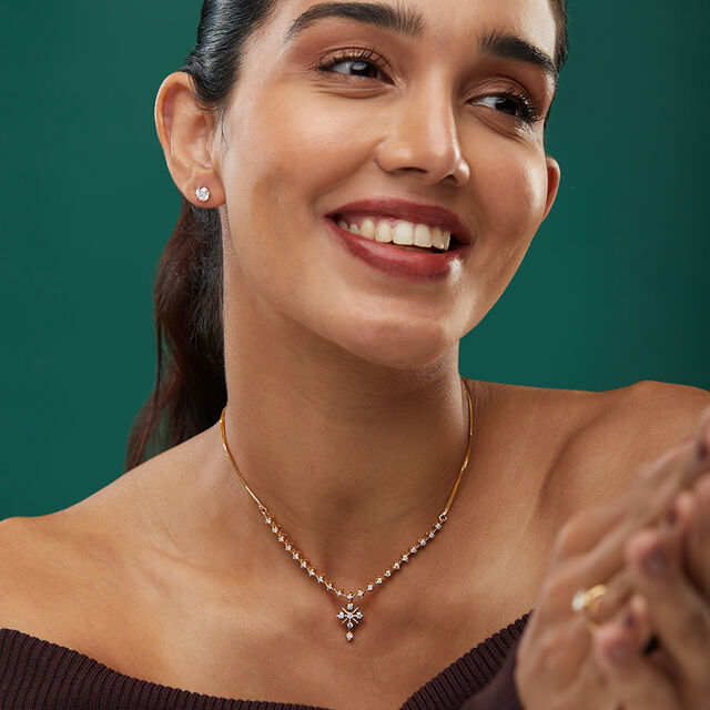 Tanishq 22KT Diamond Necklace for Women 2