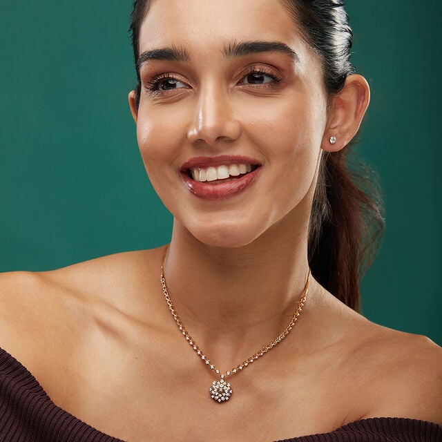 Tanishq 22KT Diamond Necklace for Women 2
