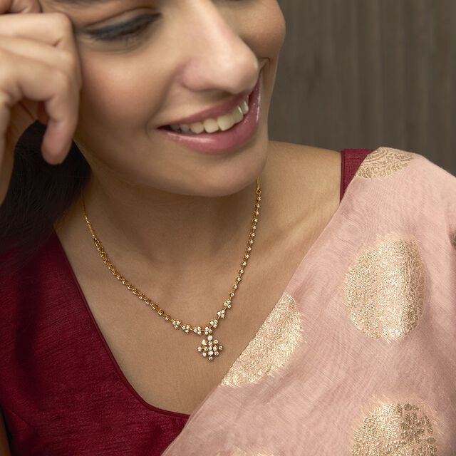 Tanishq 22KT Diamond Necklace for Women 2