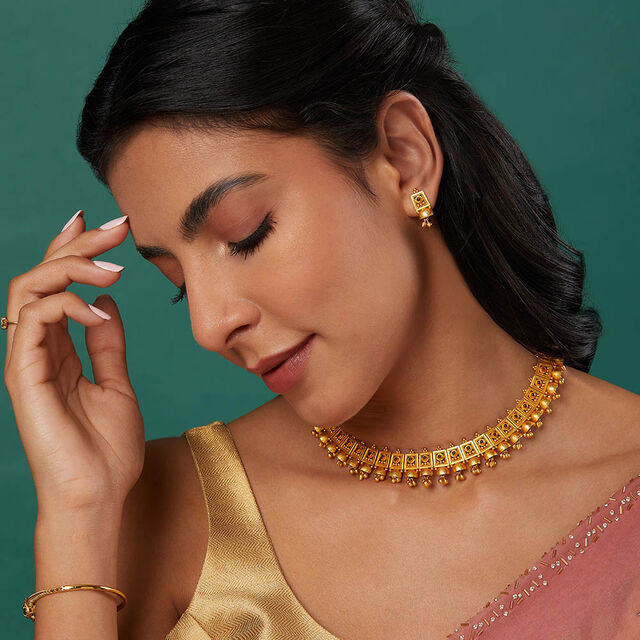 Tanishq 22KT Gold Necklace Set 2