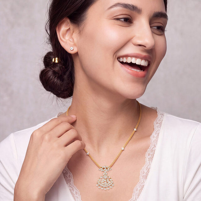 Tanishq 22KT Diamond Necklace for Women 3