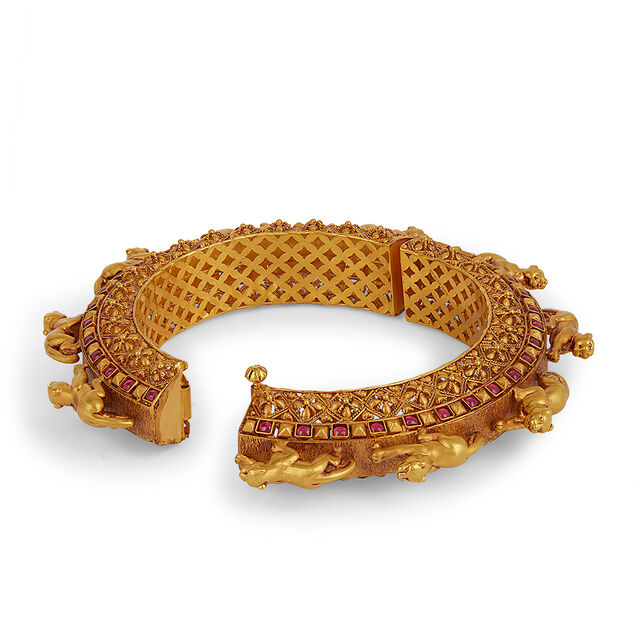 Tanishq 22KT Gold Bangle for Men 5