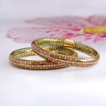 Floral Enamel Elegance Bangle