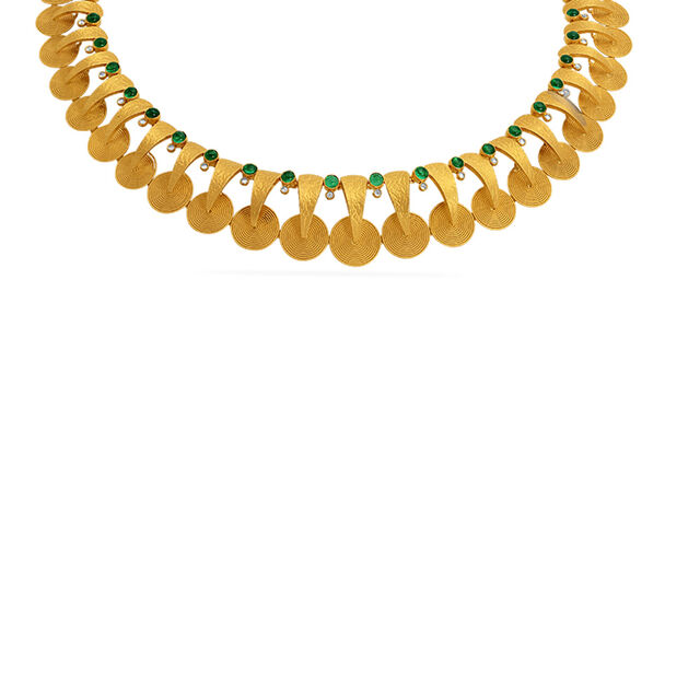 Tanishq 22 KT Gold Necklace Set for Women 5