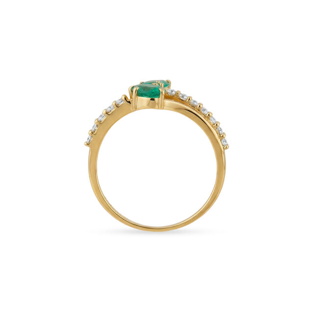 Tanishq 22KT Gold Finger Ring for Women 4