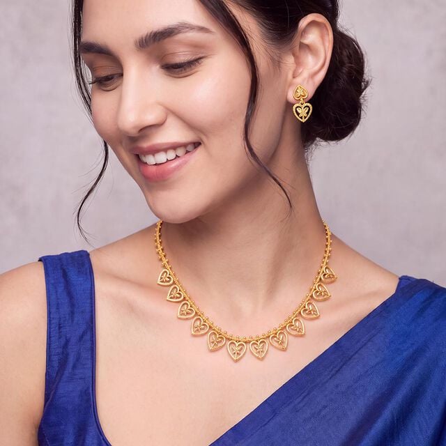 Tanishq 22KT Gold Necklace Set 2
