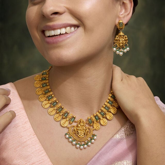 Tanishq 22KT Synthetic Stone Neckwear and Earring Set for Women 2