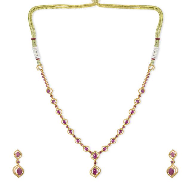 Tanishq 22KT Gold Necklace Set 2