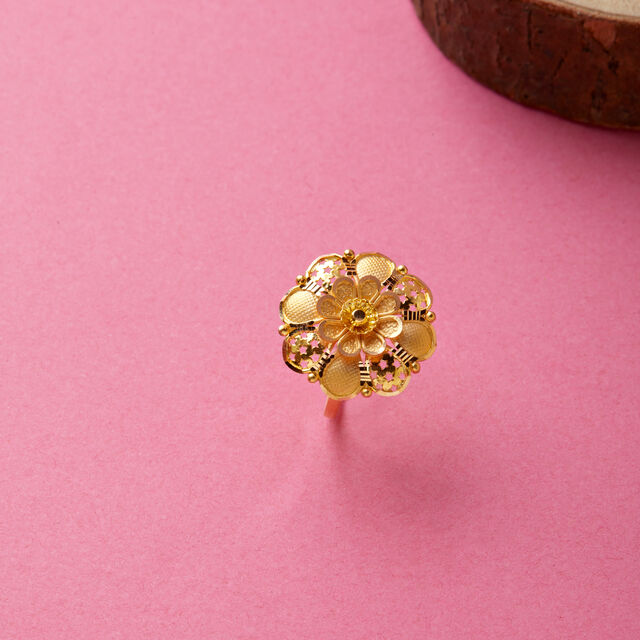 Tanishq 22 Karat Gold Finger Ring for Women 