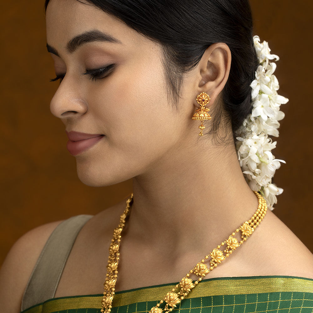 Shop Gold Stud Earrings Online at Best Price Tanishq UAE
