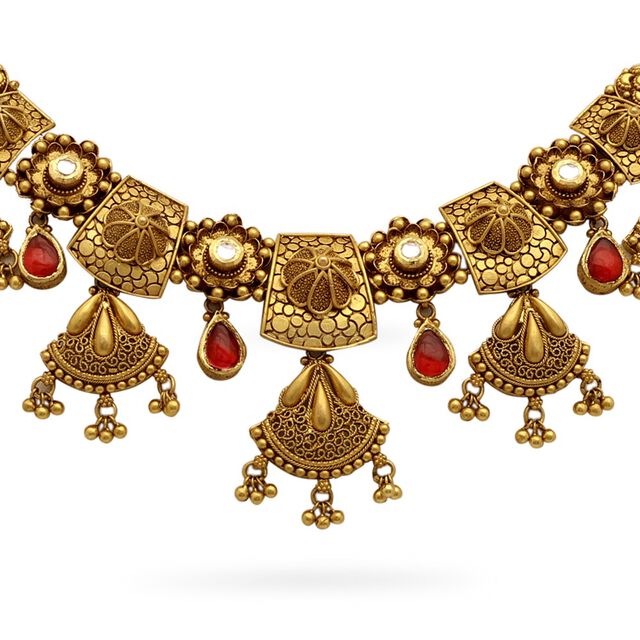 Aura Gold Kundan Necklace 2