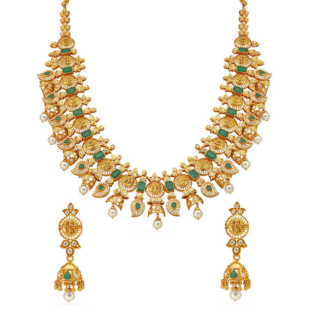 Tanishq 22 Karat Gold Necklace Set for Women 