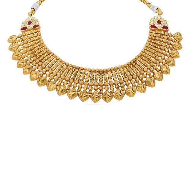 Tanishq 22 Karat Gold Necklace Set for Women 4