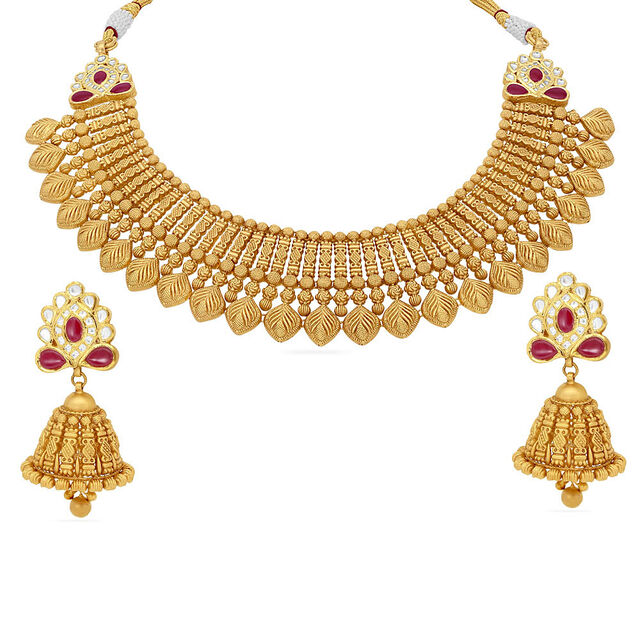 Tanishq 22 Karat Gold Necklace Set for Women 