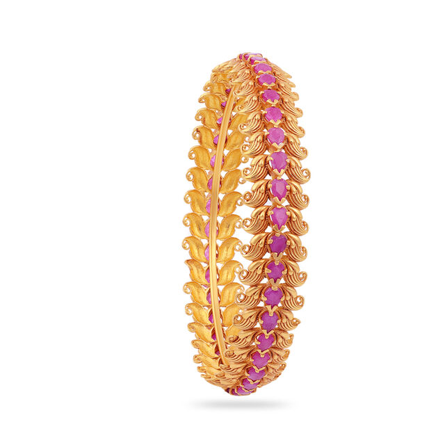 Traditional Red Gemstone Gold Bangles 2
