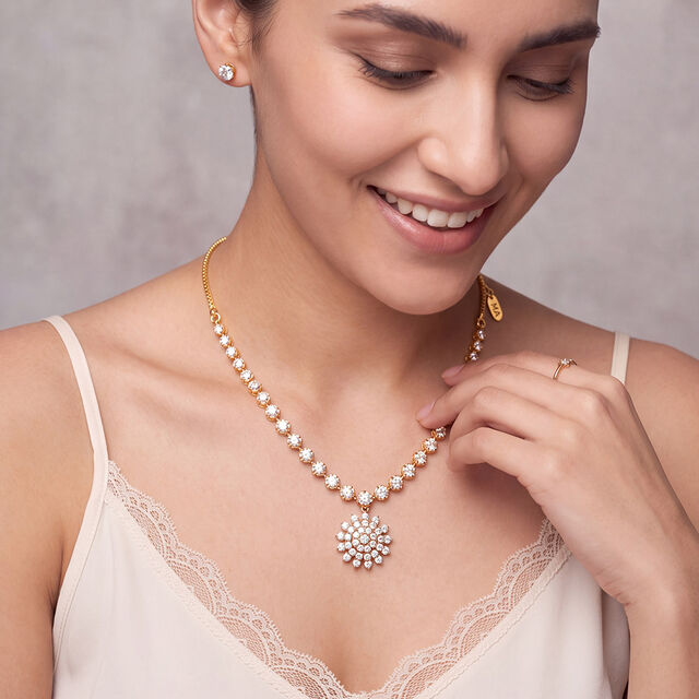 Tanishq 22KT Diamond Necklace for Women 2
