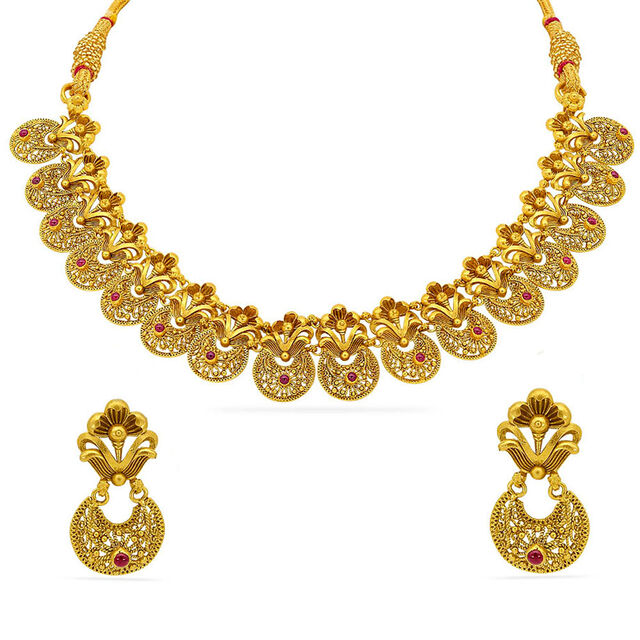 Tanishq 22 Karat Gold Necklace Set for Women 