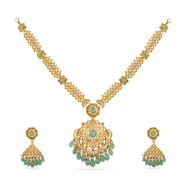 Tanishq 22 Karat Gold Necklace Set for Women 
