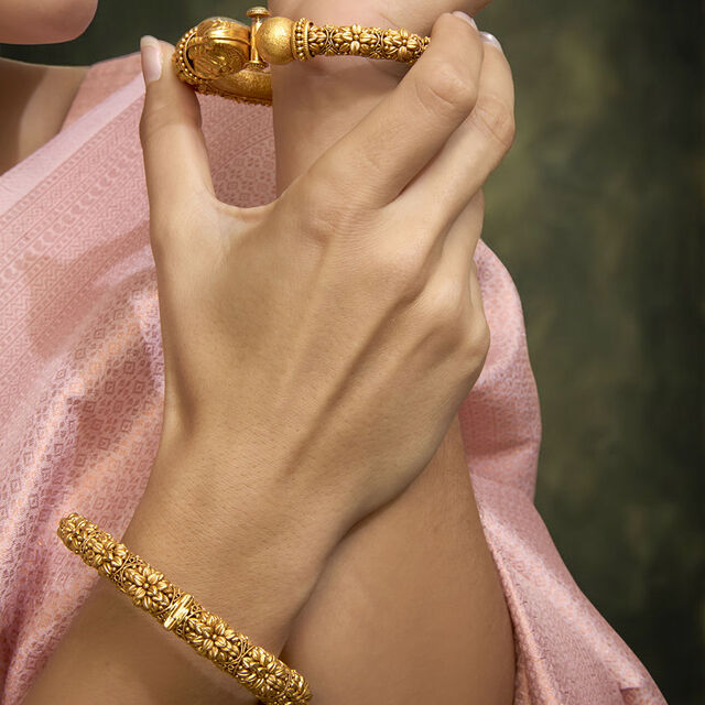 Tanishq 22KT Gold Bangle for Women 2