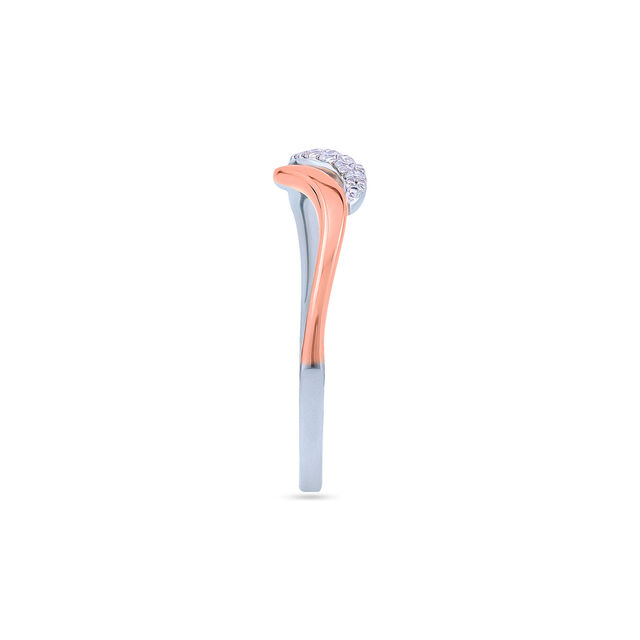 Tanishq Finger Ring for Women 