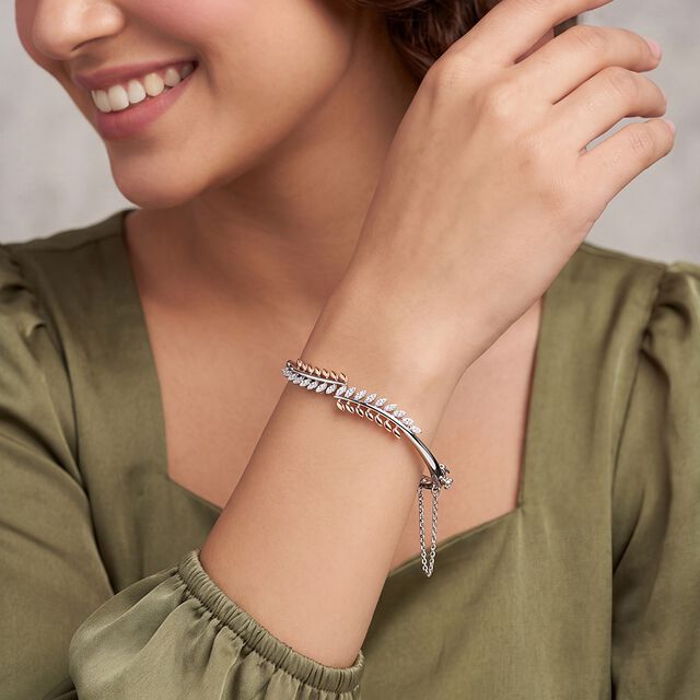 Tanishq Platinum Bangle for Women 2